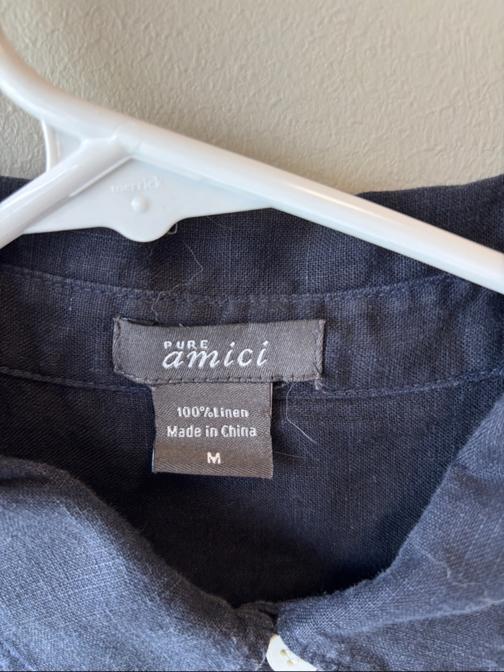 Pure Amici Navy and White Dip-Edge Linen Button-Down - Picture 2 of 6